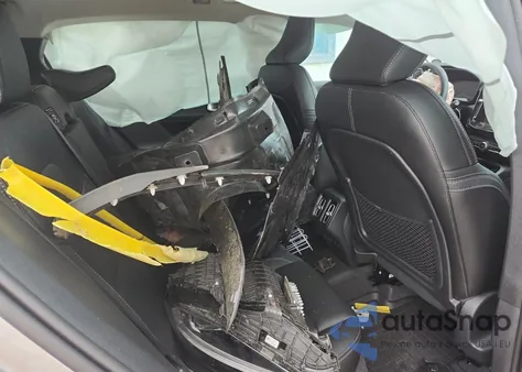 2024 Volvo Xc40 Ultimate z USA, uszkodzony, nr VIN YV4L12UM5R2301610